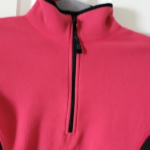 The North Face Red and Black Fleece Pullover - Picture 7 of 14